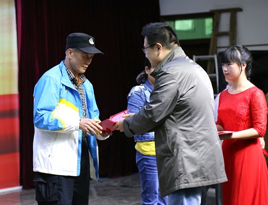 QQ图片20171027152730.jpg QQ图片20171027152730.jpg