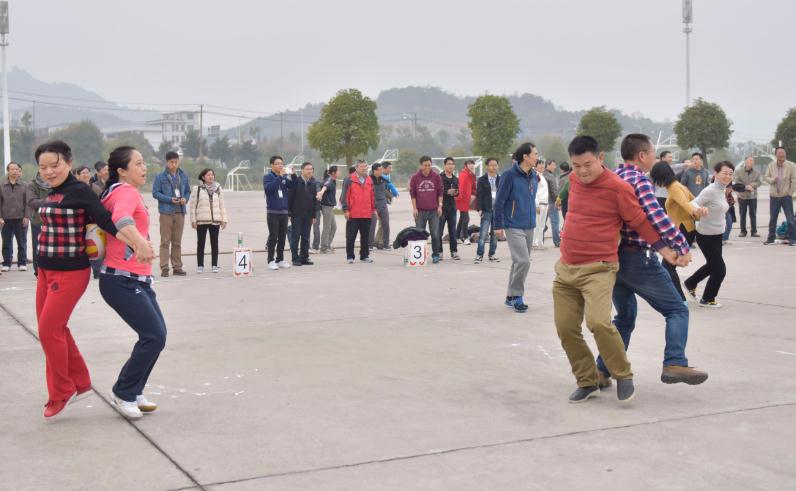 背球接力.jpg